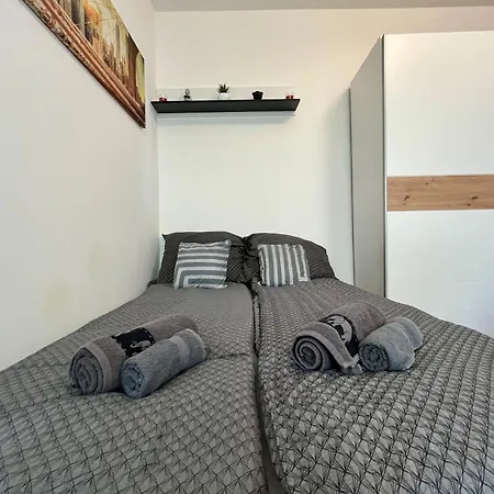 Great Forest Chill Three *