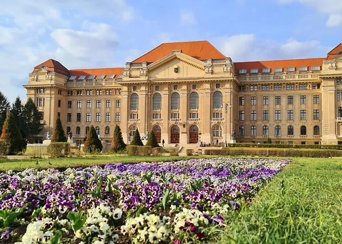 Great Forest Chill Three *